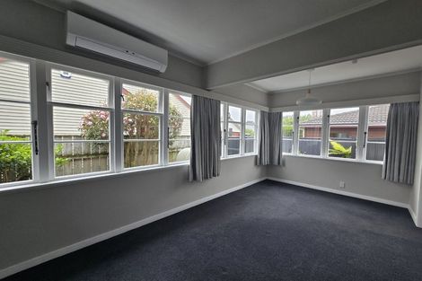 Photo of property in 10 Purser Grove, Fairfield, Lower Hutt, 5011