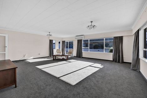 Photo of property in 25 Victoria Street, Hawera, 4610