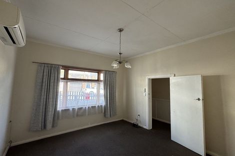 Photo of property in 26 Brougham Street, Mount Victoria, Wellington, 6011