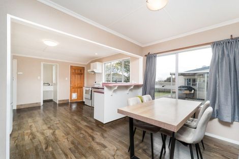 Photo of property in 11 Paradise Place, Milson, Palmerston North, 4414