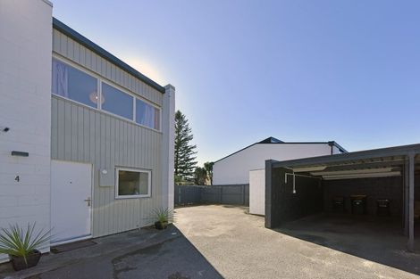 Photo of property in 4/140 Waimairi Road, Ilam, Christchurch, 8041