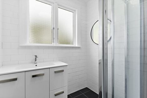 Photo of property in 41 Rhodes Street, Carterton, 5713