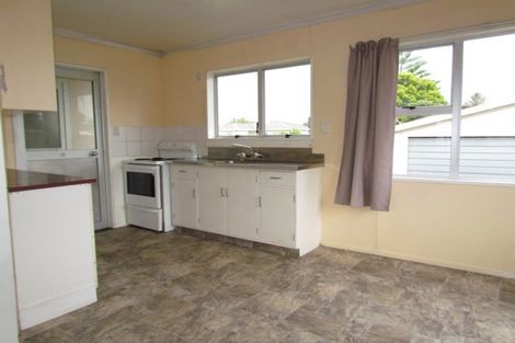 Photo of property in 11 Heather Street, Levin, 5510