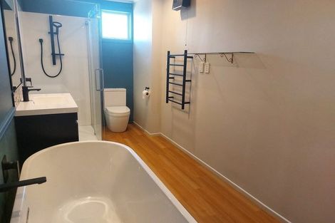 Photo of property in 374 High Street South, Carterton, 5713