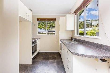 Photo of property in 20a Blue Mountains Road, Silverstream, Upper Hutt, 5019