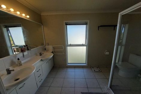 Photo of property in 10 Mcmahon Drive, Aidanfield, Christchurch, 8025