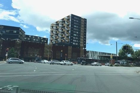 Photo of property in 1/1 Briar Way, New Lynn, Auckland, 0600