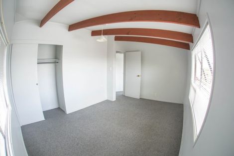 Photo of property in 2/40 Saxon Street, Waterview, Auckland, 1026