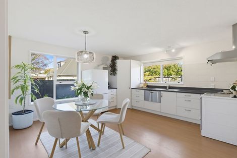 Photo of property in 2/204 Riverlaw Terrace, Saint Martins, Christchurch, 8022