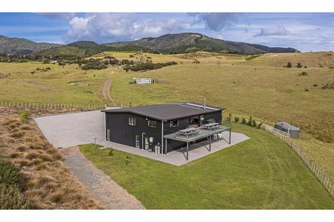 Photo of property in 1579 Colville Road, Amodeo Bay, Coromandel, 3584