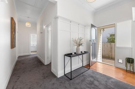 Photo of property in 10 Pretoria Avenue, Saint Clair, Dunedin, 9012