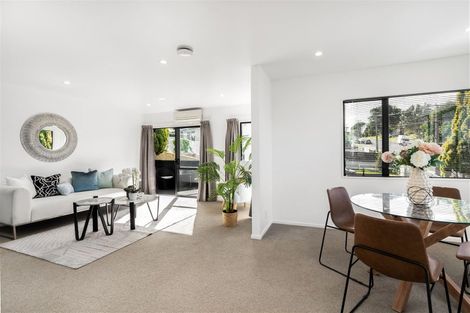 Photo of property in 1/44 Becroft Drive, Forrest Hill, Auckland, 0620