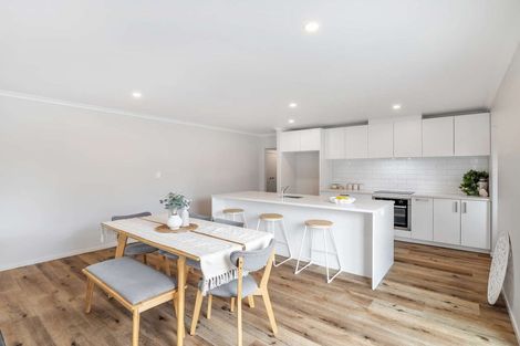 Photo of property in 13 Olney Court, One Tree Point, 0118