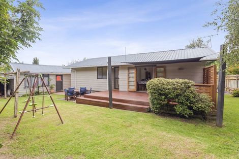 Photo of property in 25 Hookway Grove, Paraparaumu, 5032