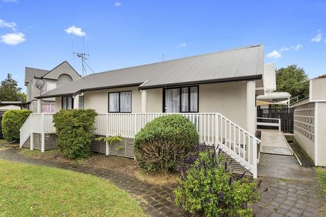 Photo of property in 215 Maeroa Road, Maeroa, Hamilton, 3200