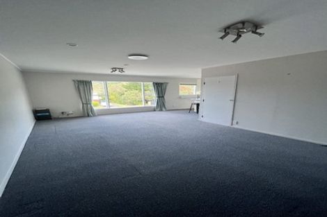 Photo of property in 14b Zande Terrace, Tawa, Wellington, 5028