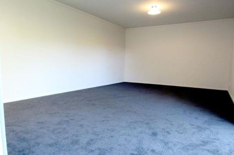 Photo of property in 111 West Harbour Drive, West Harbour, Auckland, 0618