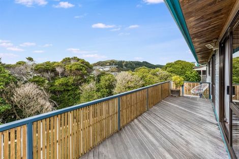 Photo of property in 29 James Cook Drive, Whitby, Porirua, 5024