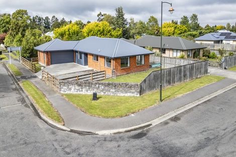 Photo of property in 149 High Street, Oxford, 7430