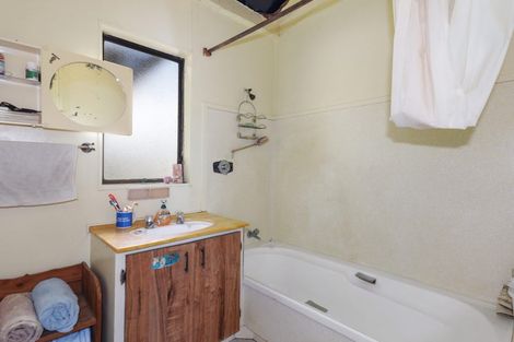 Photo of property in 20 Sequoia Crescent, Owhata, Rotorua, 3010