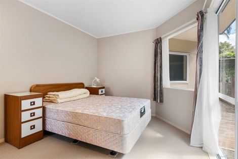 Photo of property in 66a Haseler Crescent, Howick, Auckland, 2014