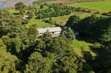 Photo of property in 4589 Karamea Highway, Karamea, 7893