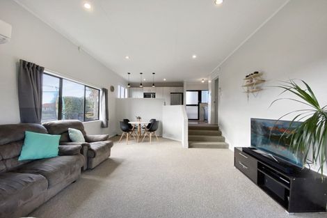 Photo of property in 262 Gravatt Road, Papamoa Beach, Papamoa, 3118