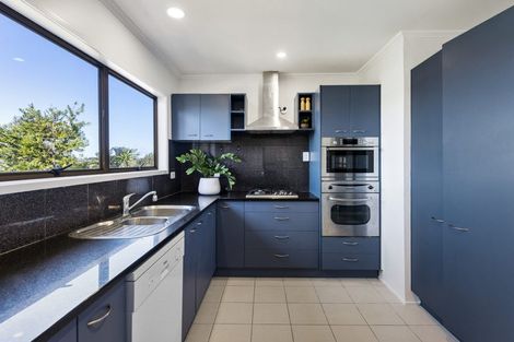 Photo of property in 27 Ferry Parade, Herald Island, Auckland, 0618
