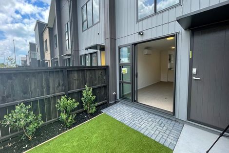 Photo of property in 63 Manarini Road, Westgate, Auckland, 0614