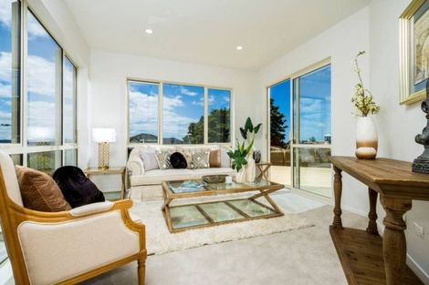 Photo of property in 14 Spyglass Street, Red Beach, 0932