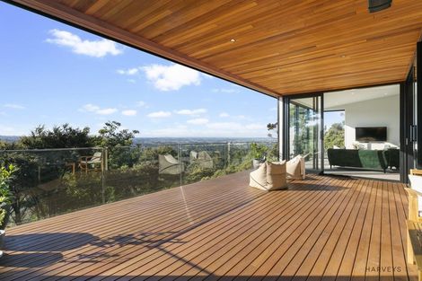 Photo of property in 182 Scenic Drive, Titirangi, Auckland, 0604