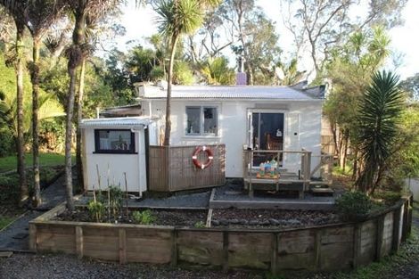 Photo of property in 88 Motutara Road, Muriwai, Waimauku, 0881