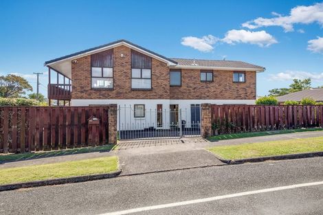 Photo of property in 31 Seaforth Avenue, Mangere Bridge, Auckland, 2022