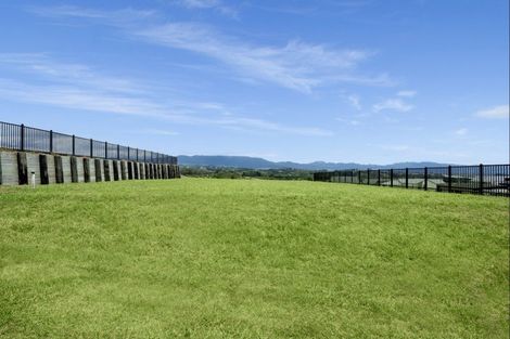 Photo of property in 8 Kuaka Rise, Omokoroa, 3114