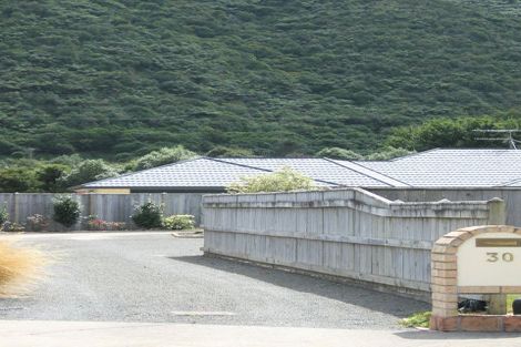 Photo of property in 30 Galveston Grove, Totara Park, Upper Hutt, 5018