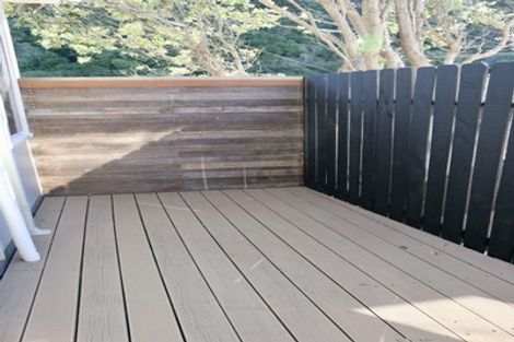 Photo of property in 46 Curtis Street, Northland, Wellington, 6012