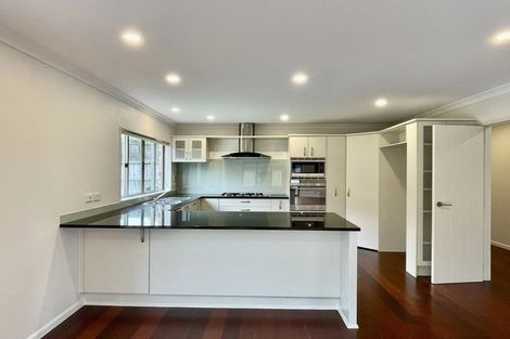 Photo of property in 6 Oak Bark Drive, Schnapper Rock, Auckland, 0632