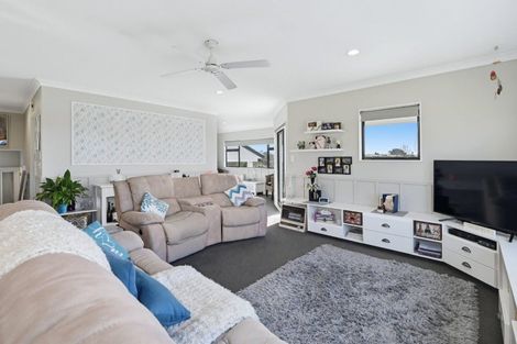 Photo of property in 6a Taramea Rise, Pyes Pa, Tauranga, 3112