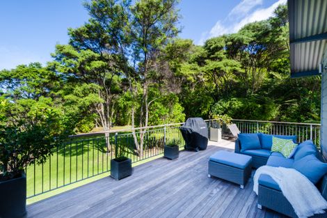 Photo of property in 81 Stoney Creek Drive, Waitakere, Henderson, 0782
