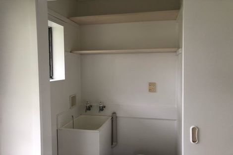 Photo of property in 2/95 Archers Road, Hillcrest, Auckland, 0629