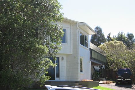 Photo of property in 23 Malters Place, Browns Bay, Auckland, 0630
