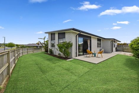 Photo of property in 16 Mclean Street, Pokeno, 2402