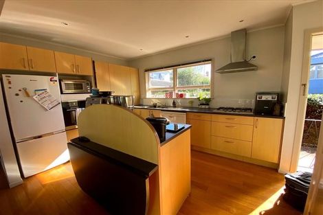 Photo of property in 2/18 Springcombe Road, Saint Heliers, Auckland, 1071