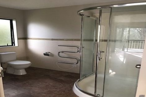 Photo of property in 180 Schnapper Rock Road, Schnapper Rock, Auckland, 0632