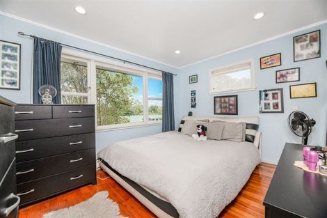 Photo of property in 39 Kingdale Road, Henderson, Auckland, 0610