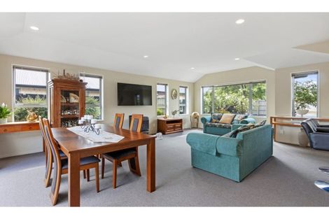 Photo of property in 7 Cairnbrae Drive, Prebbleton, 7604