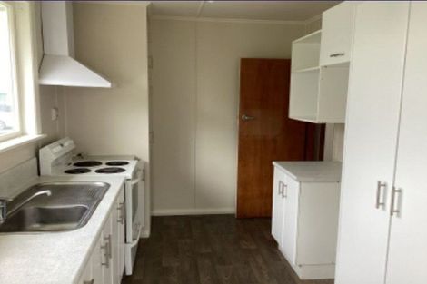 Photo of property in 6 Holland Crescent, Bulls, 4818