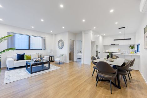 Photo of property in 4/258 Lake Road, Hauraki, Auckland, 0622