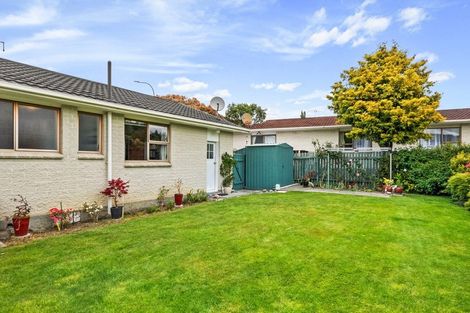 Photo of property in 16 Blue Mountains Road, Silverstream, Upper Hutt, 5019