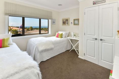 Photo of property in 101 Waldorf Crescent, Orewa, 0931